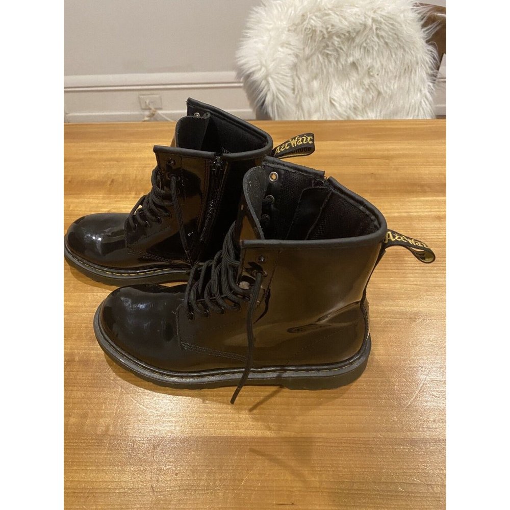Doc Martens Air Ware Zip Sides Size Mens 6 Womens 7